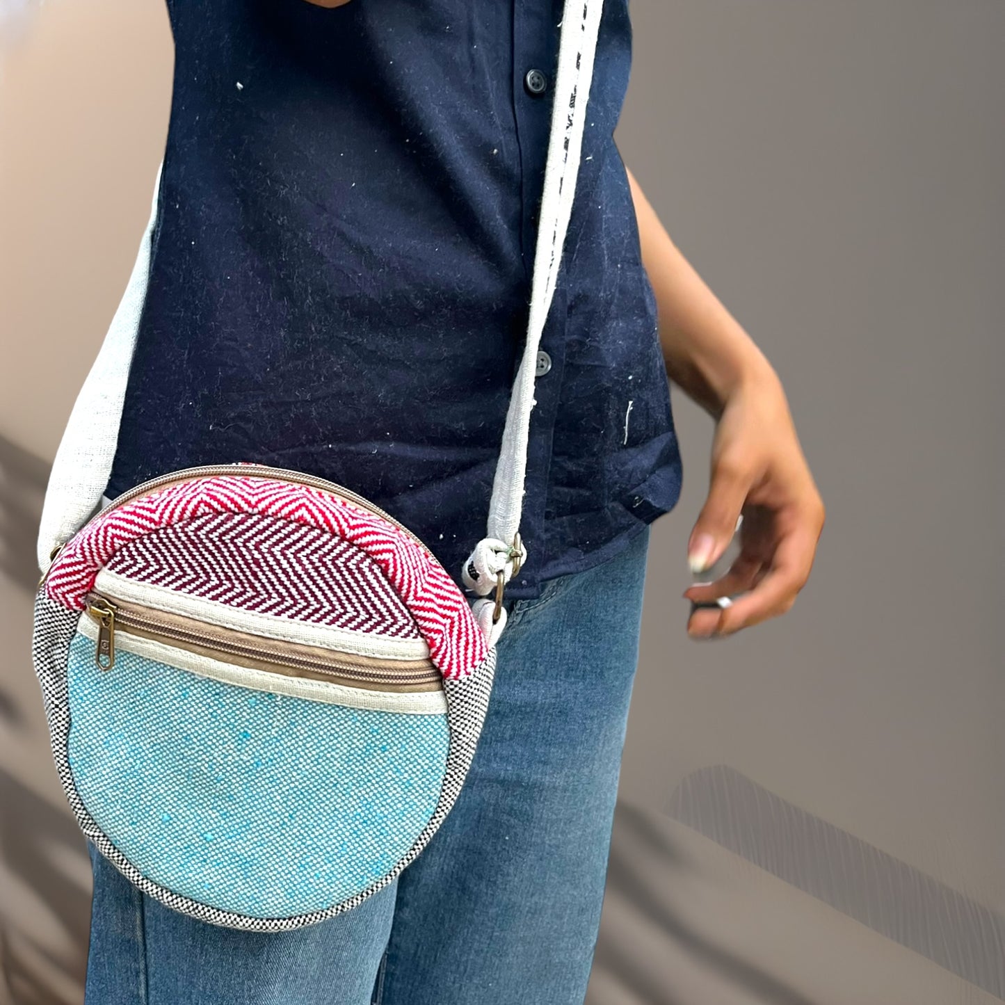 Round Sling Bag