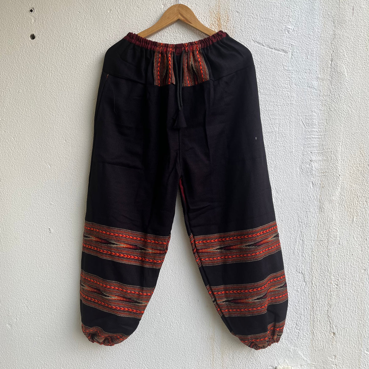 Woollen Kullu 3 Patti Pants- Black