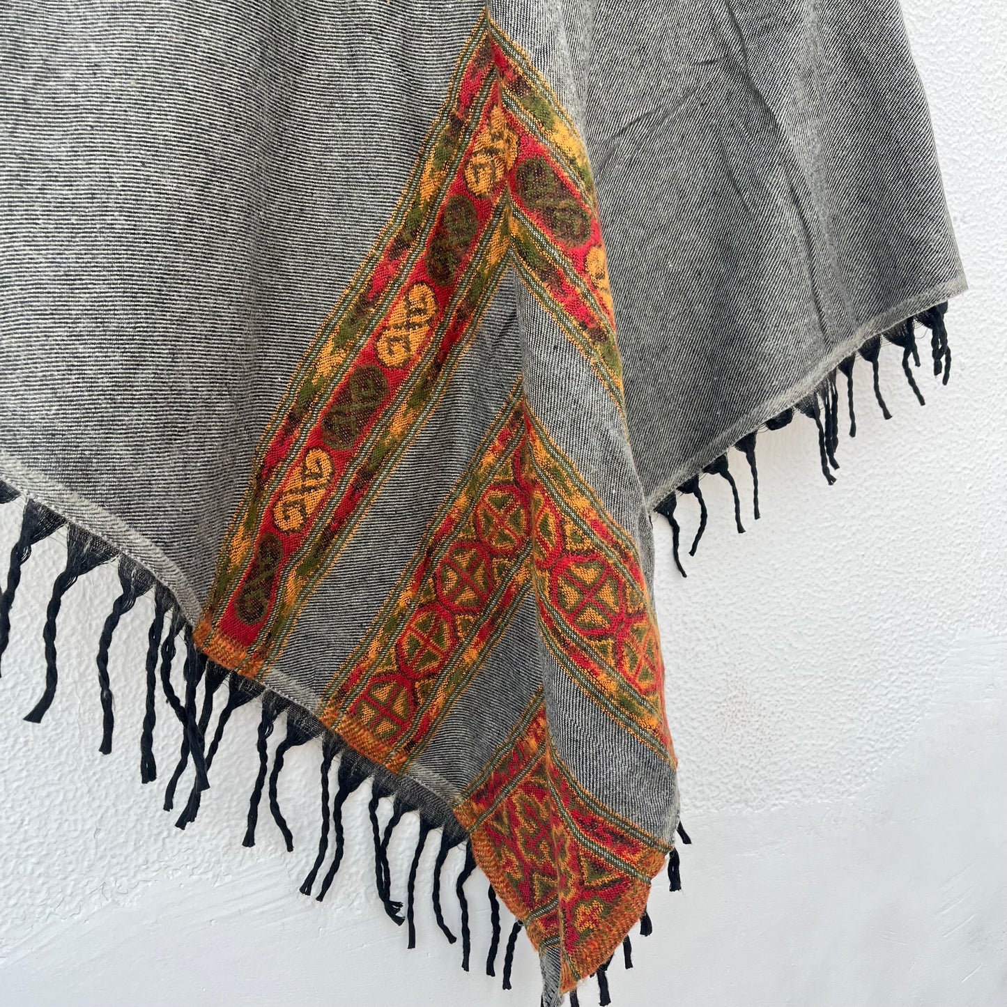 Pahadi Poncho 3 Patti with Hood - Grey