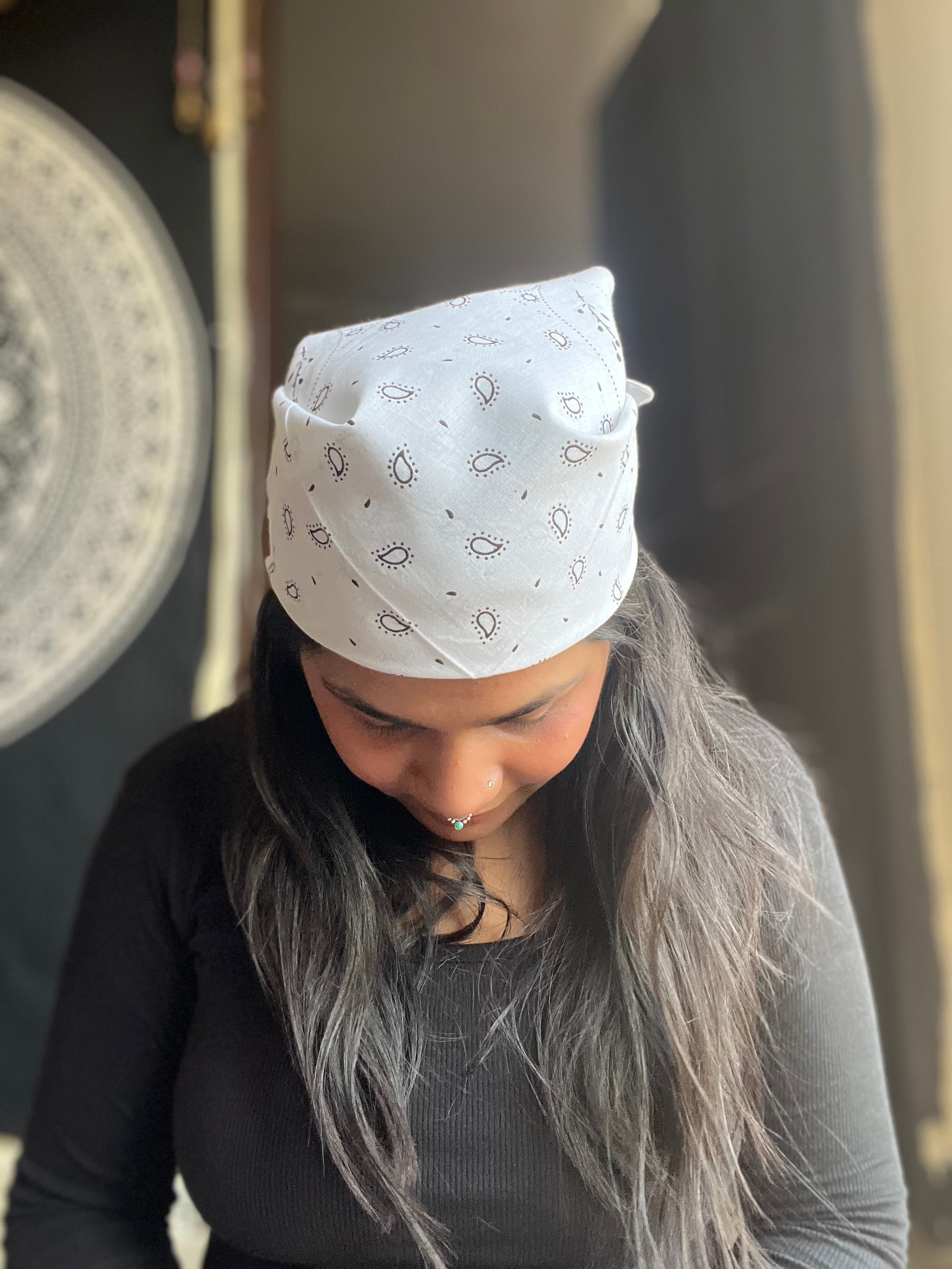 Bandana : Old White