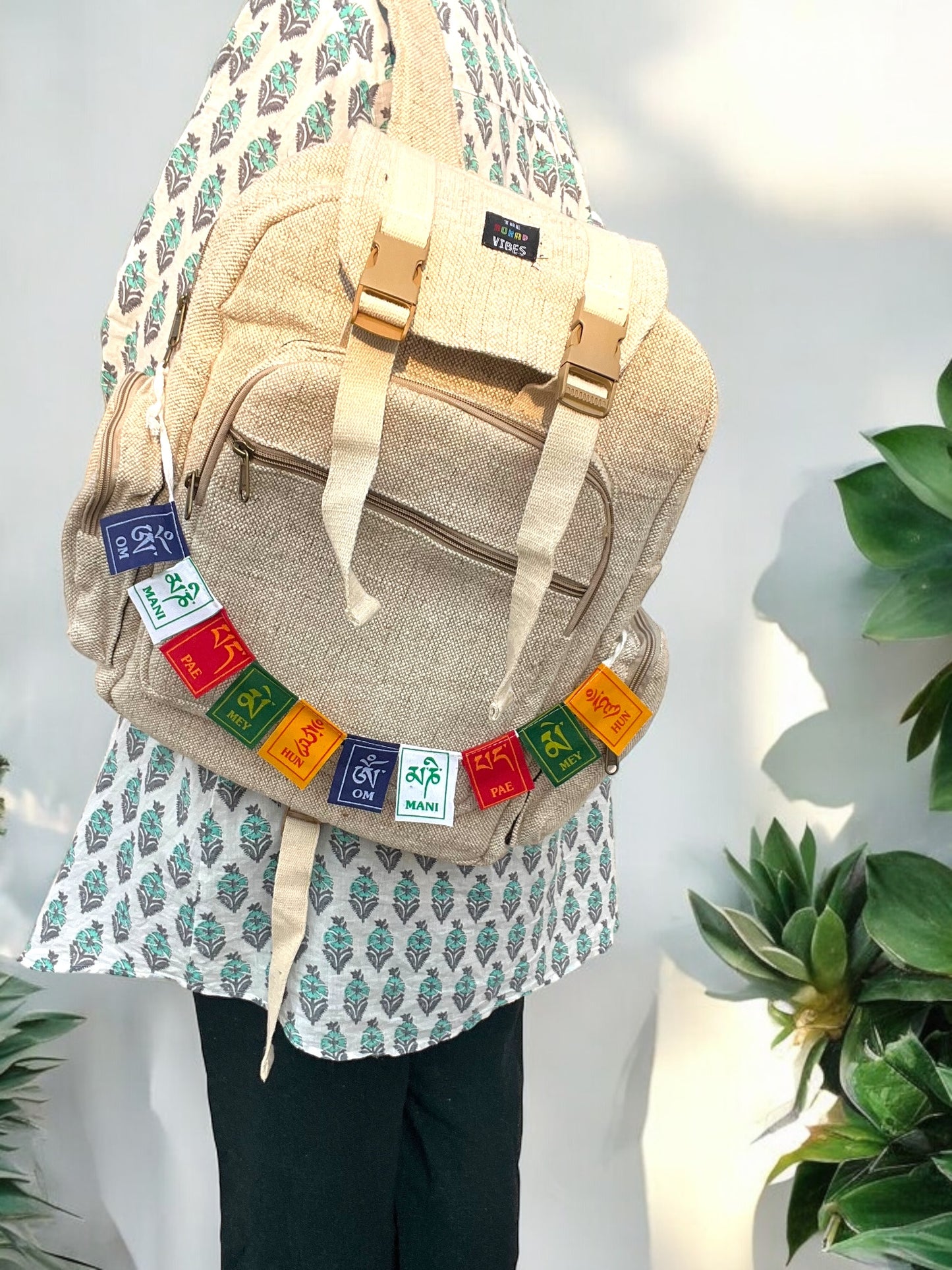 Big Jute Backpack with Flag