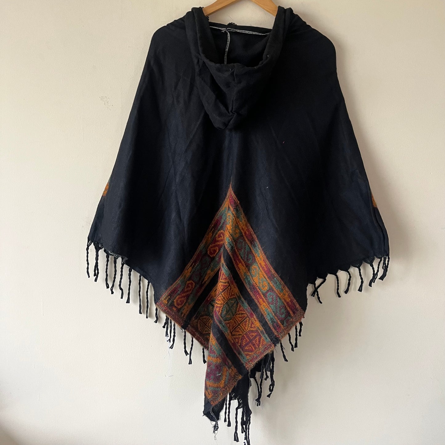 Pahadi Poncho 3 Patti with Hood - Black