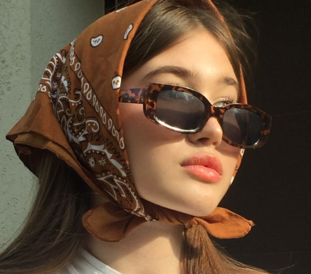 Bandana : Bobby Brown