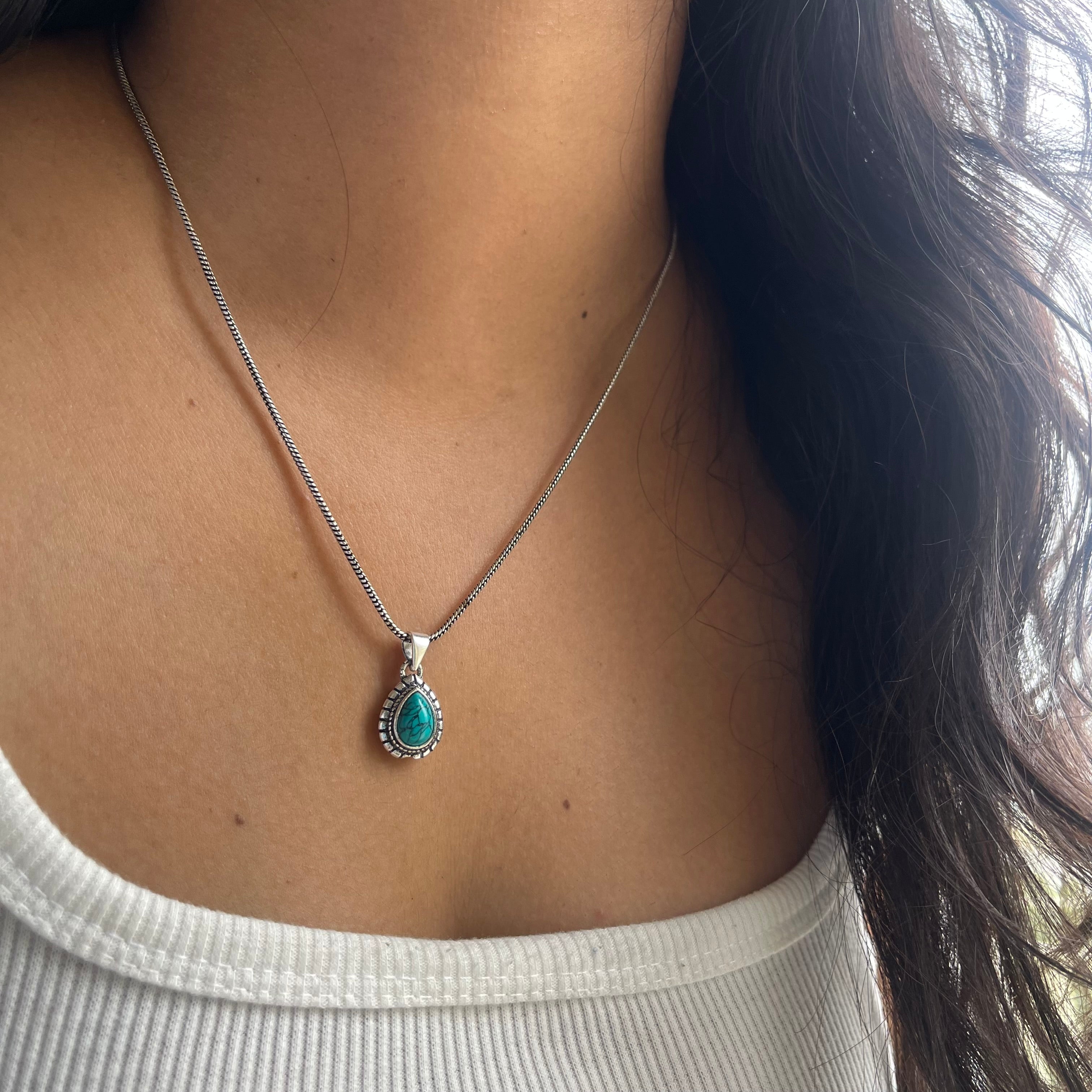 Turquoise Stone Pendant & Chain