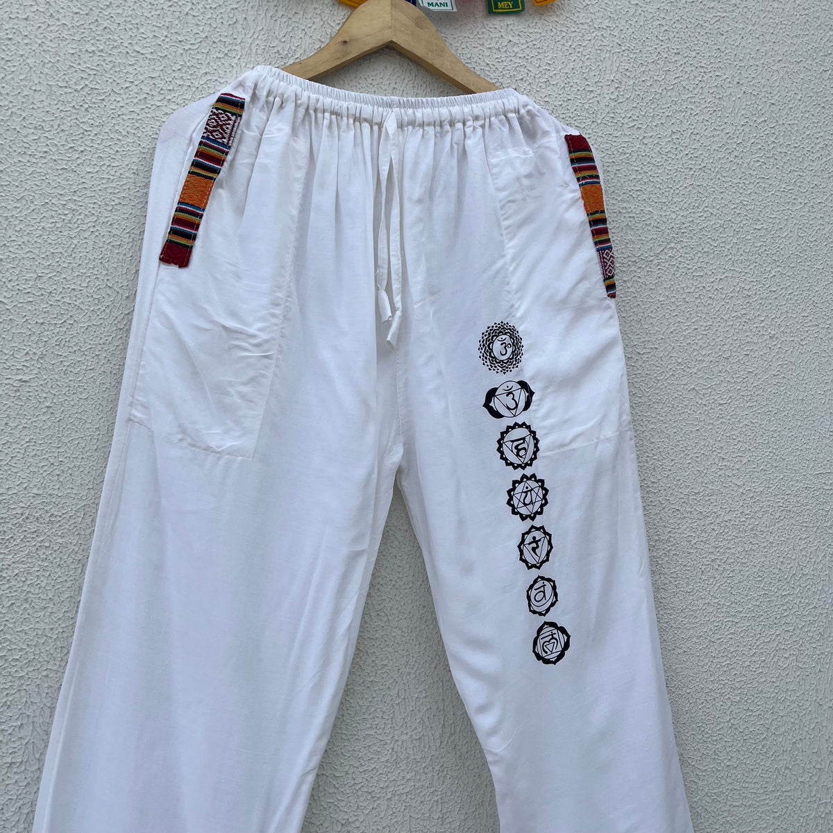 7 Chakra Pants b&w - White