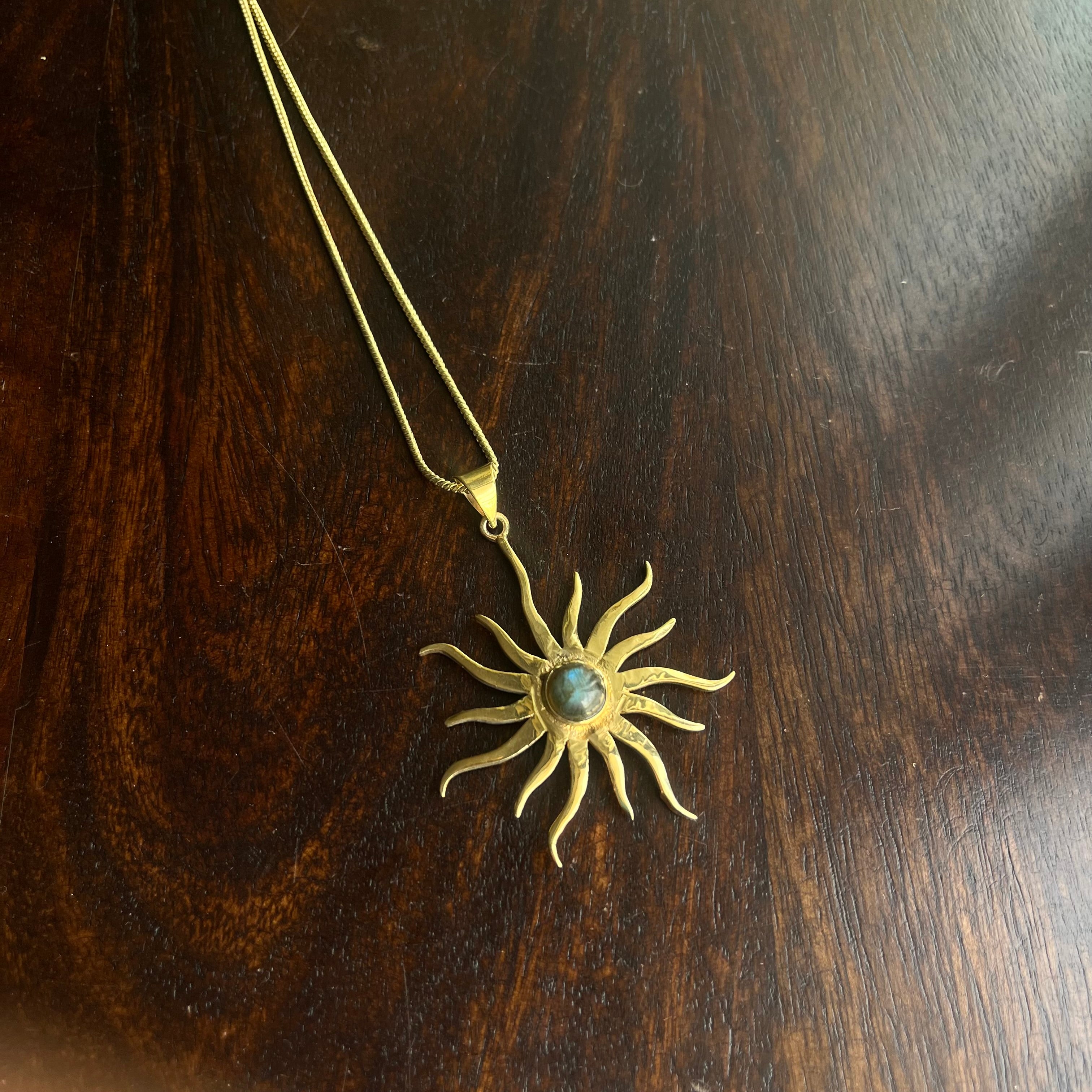 Sun Pendant & Chain