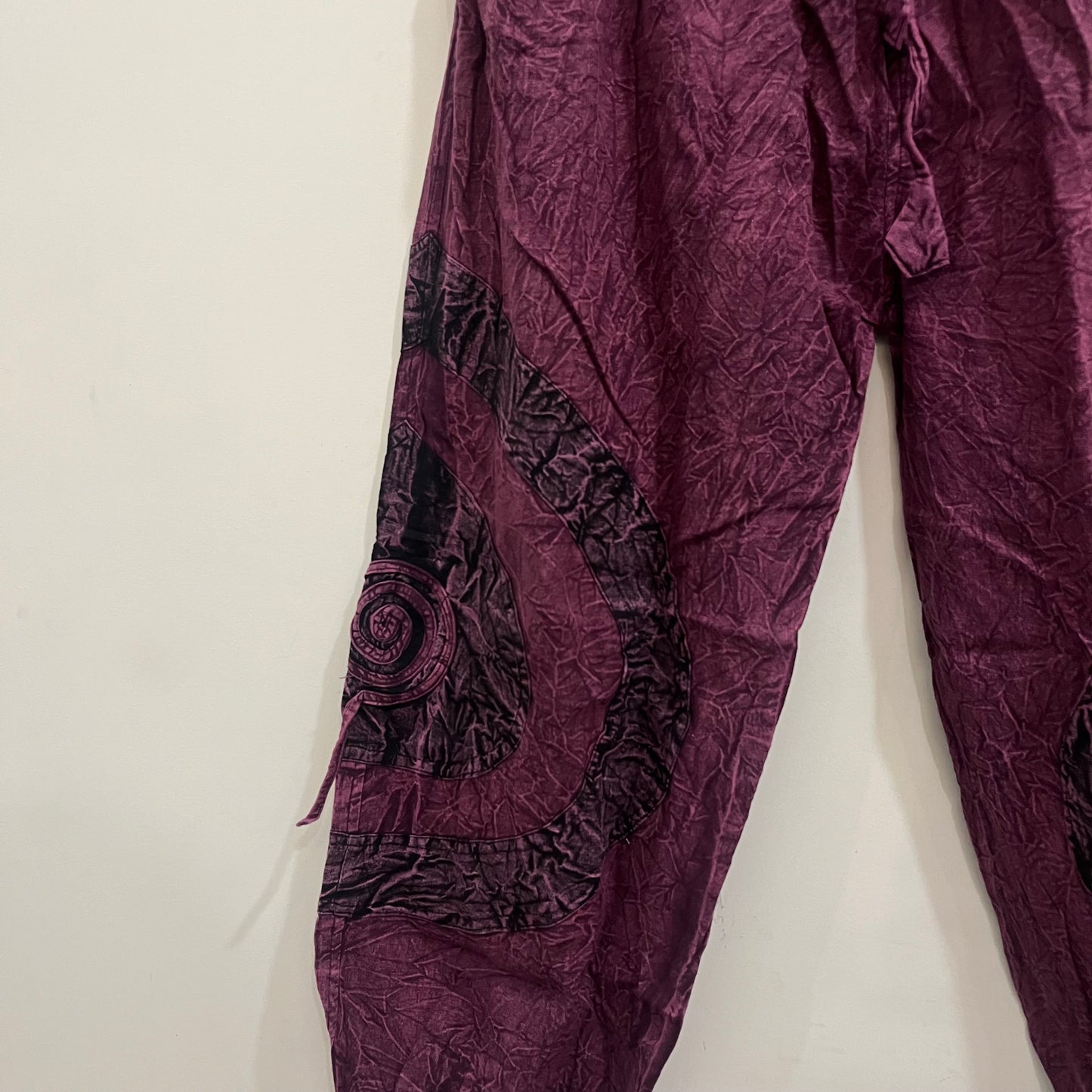 Munnar Trails Pants - Wine