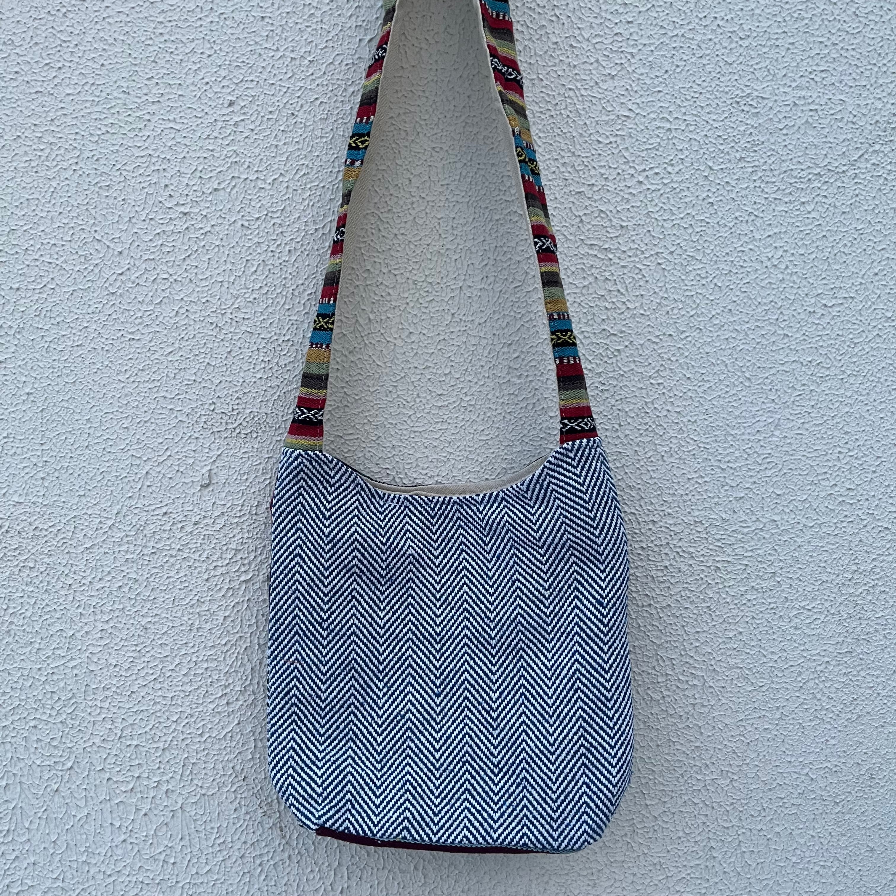 Small Hemp Jhola - Multicolor