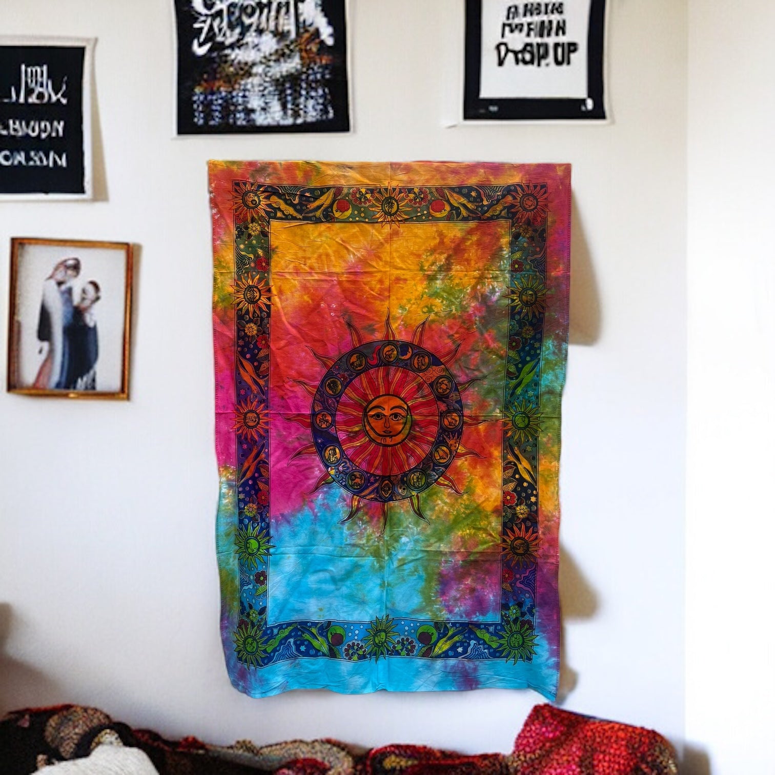 Wall Tapestry - Sun & Moon Zodiac Sign