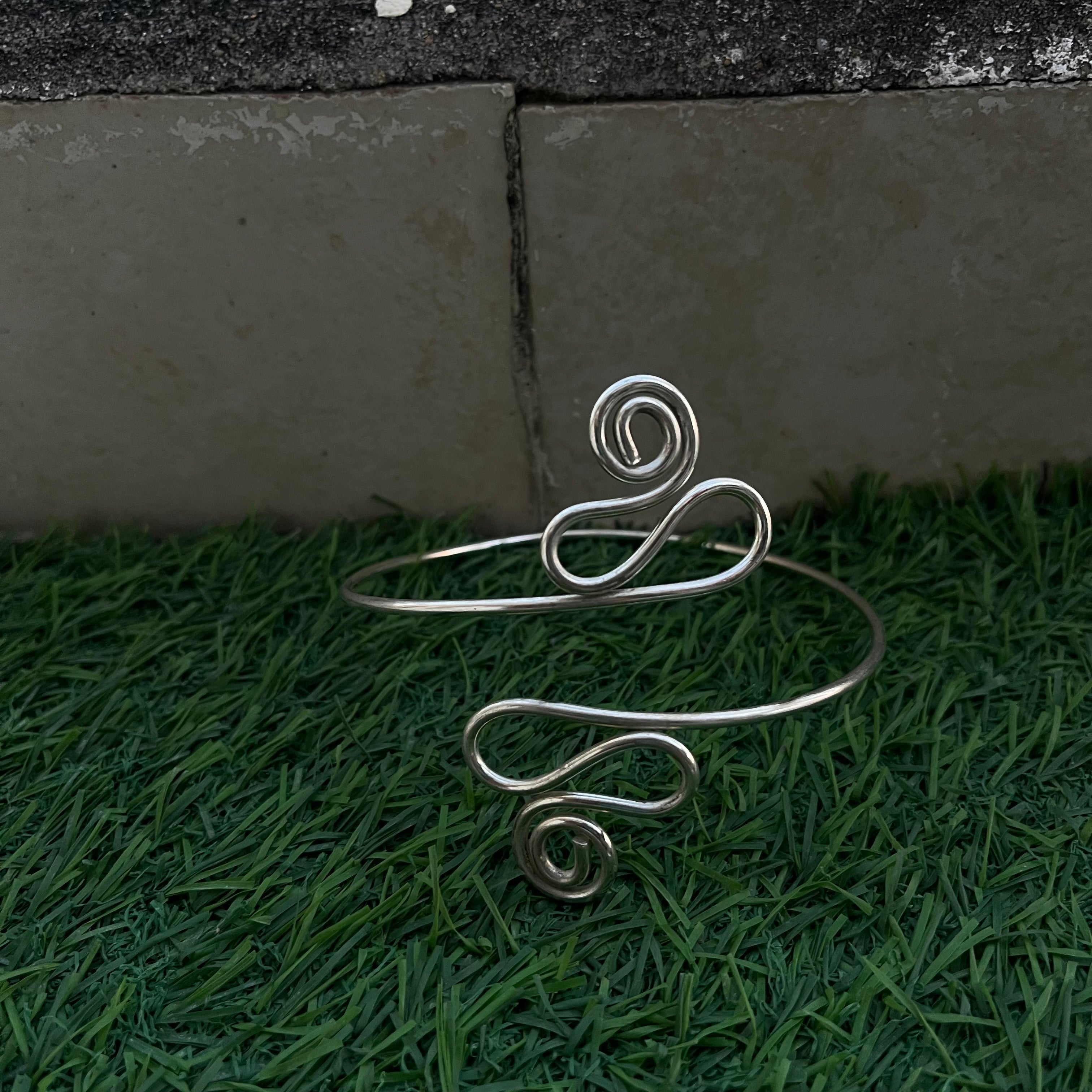Twisted Arm Cuff