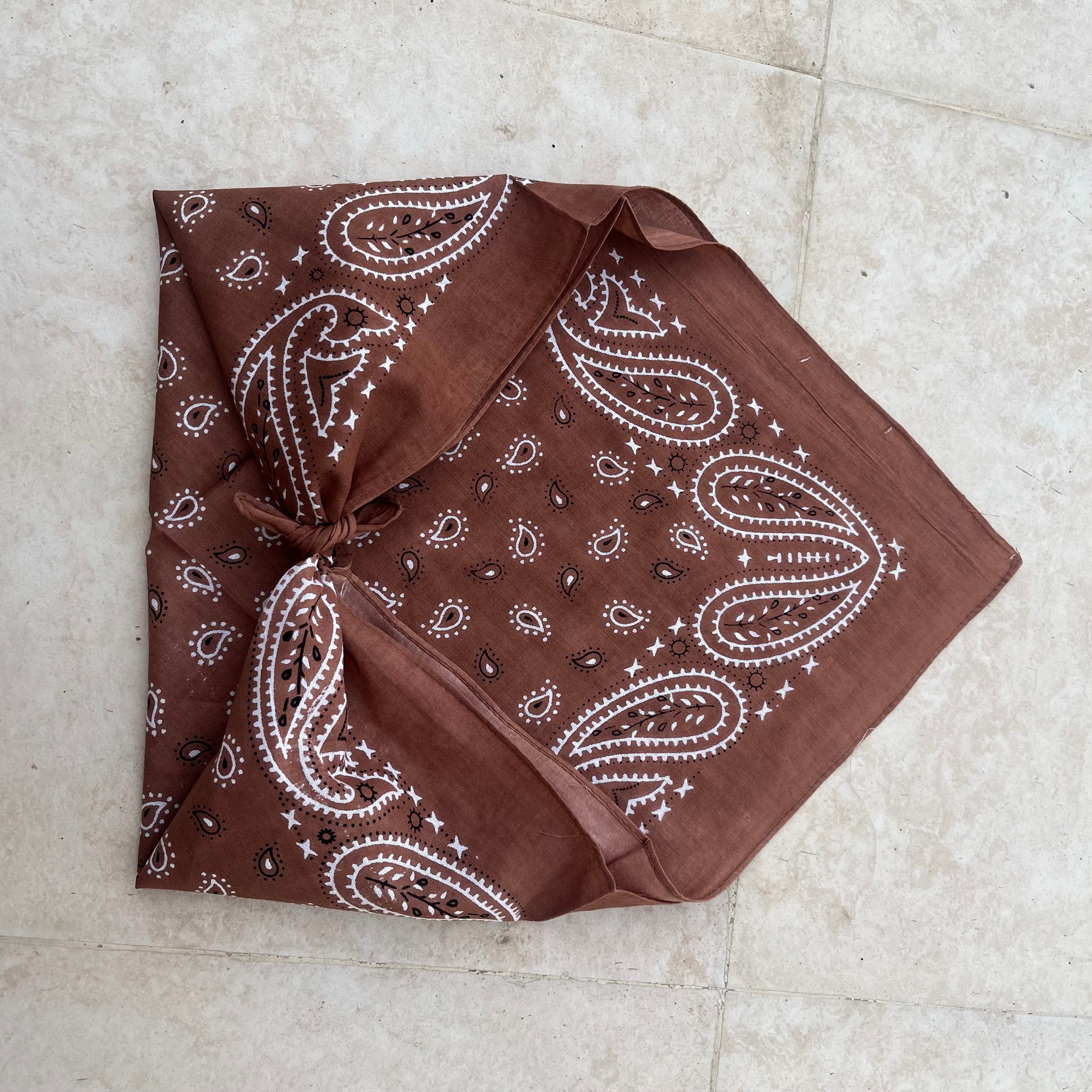 Bandana : Bobby Brown