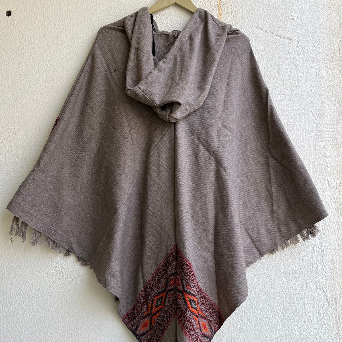 Woollen Pahadi Poncho - Grey