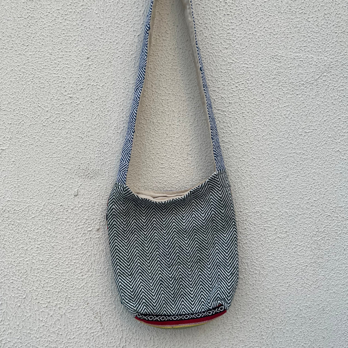 Small Hemp Jhola - Multicolor