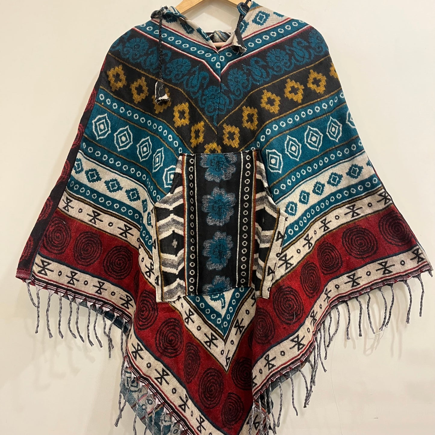 Pahadi Poncho