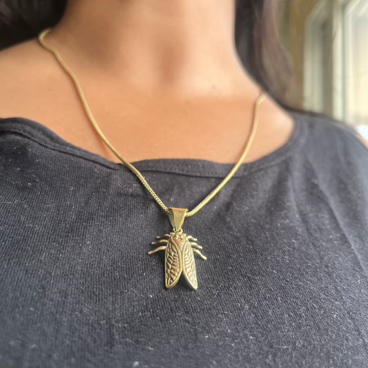 Bug Pendant & Chain