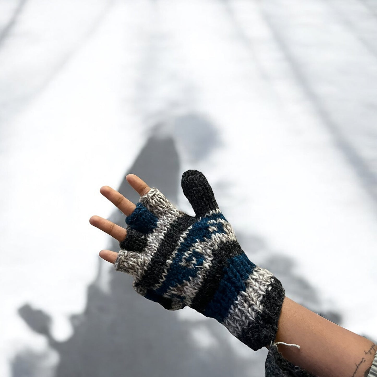 Hand Gloves