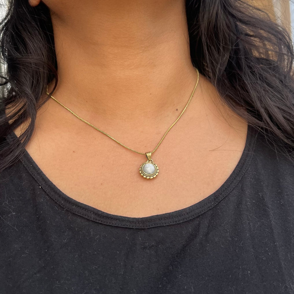 Moon Stone Pendant & Chain