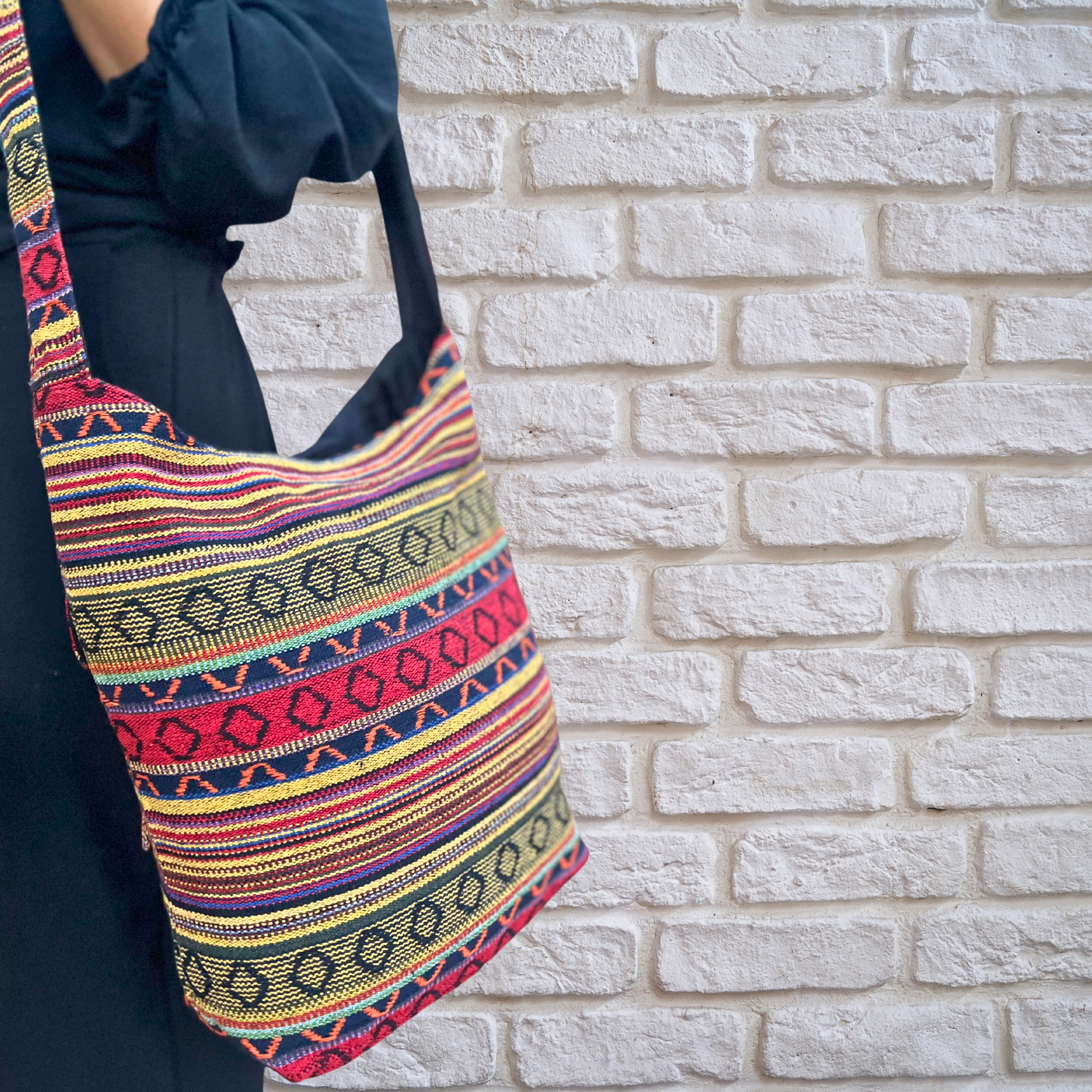 Big Hemp Jhola - Manmoji (Multicolor)