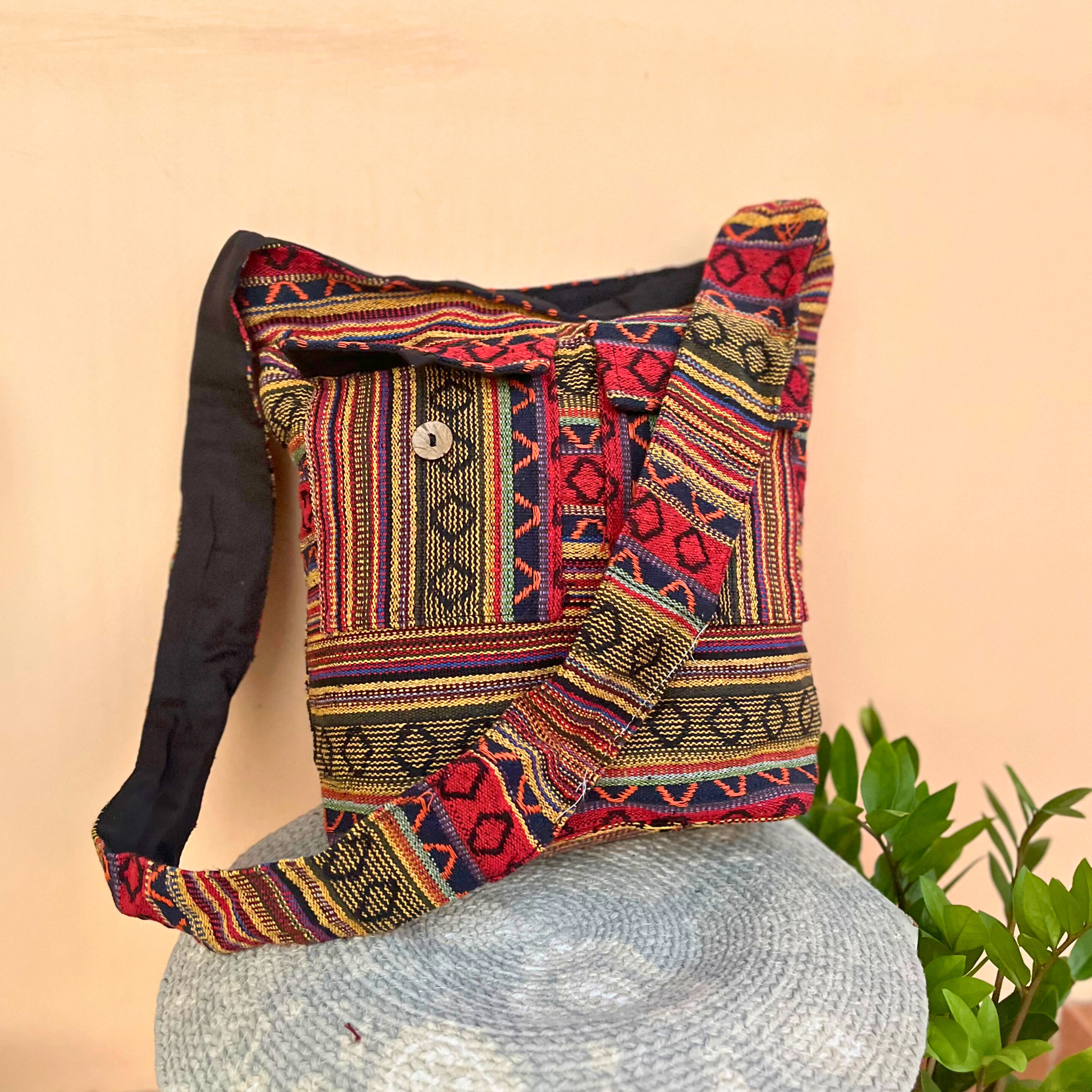 Big Hemp Jhola - Manmoji (Multicolor)
