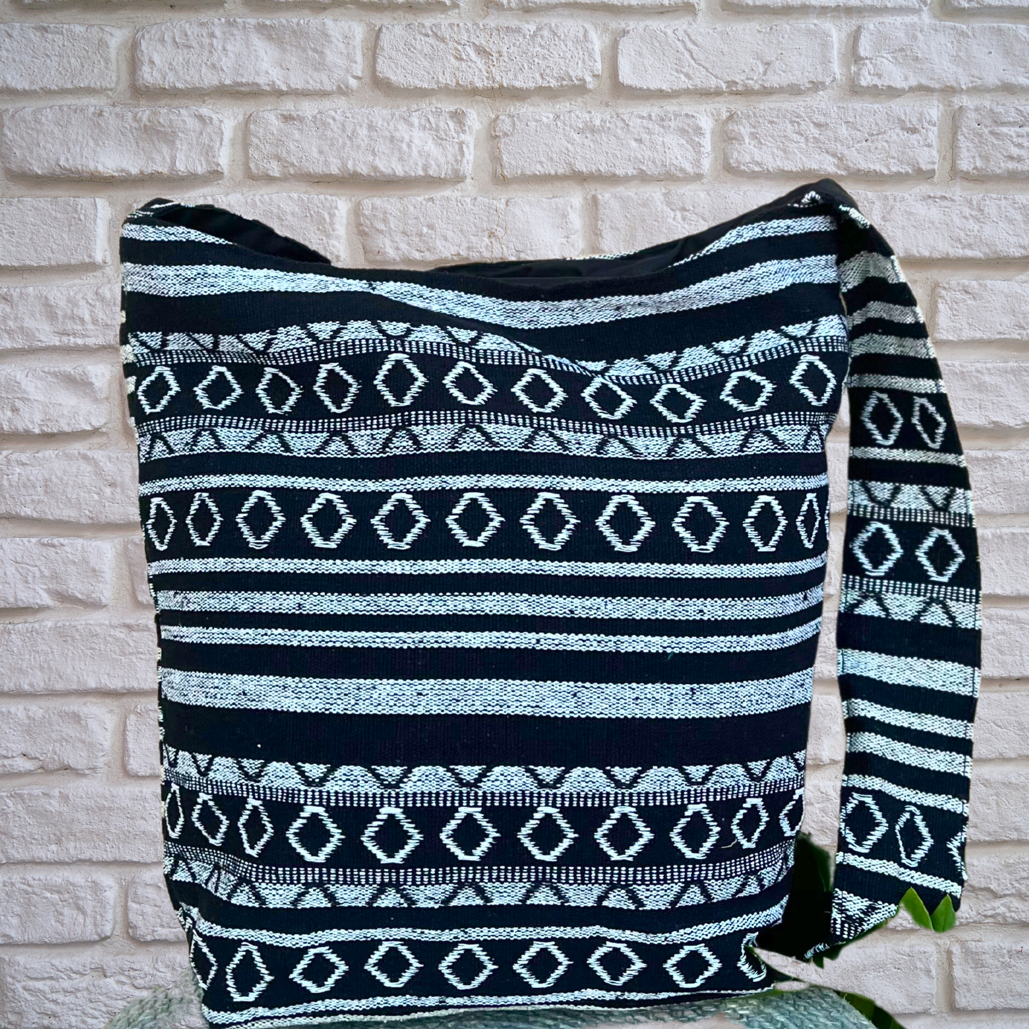 Big Hemp Jhola - Manmoji (Black)