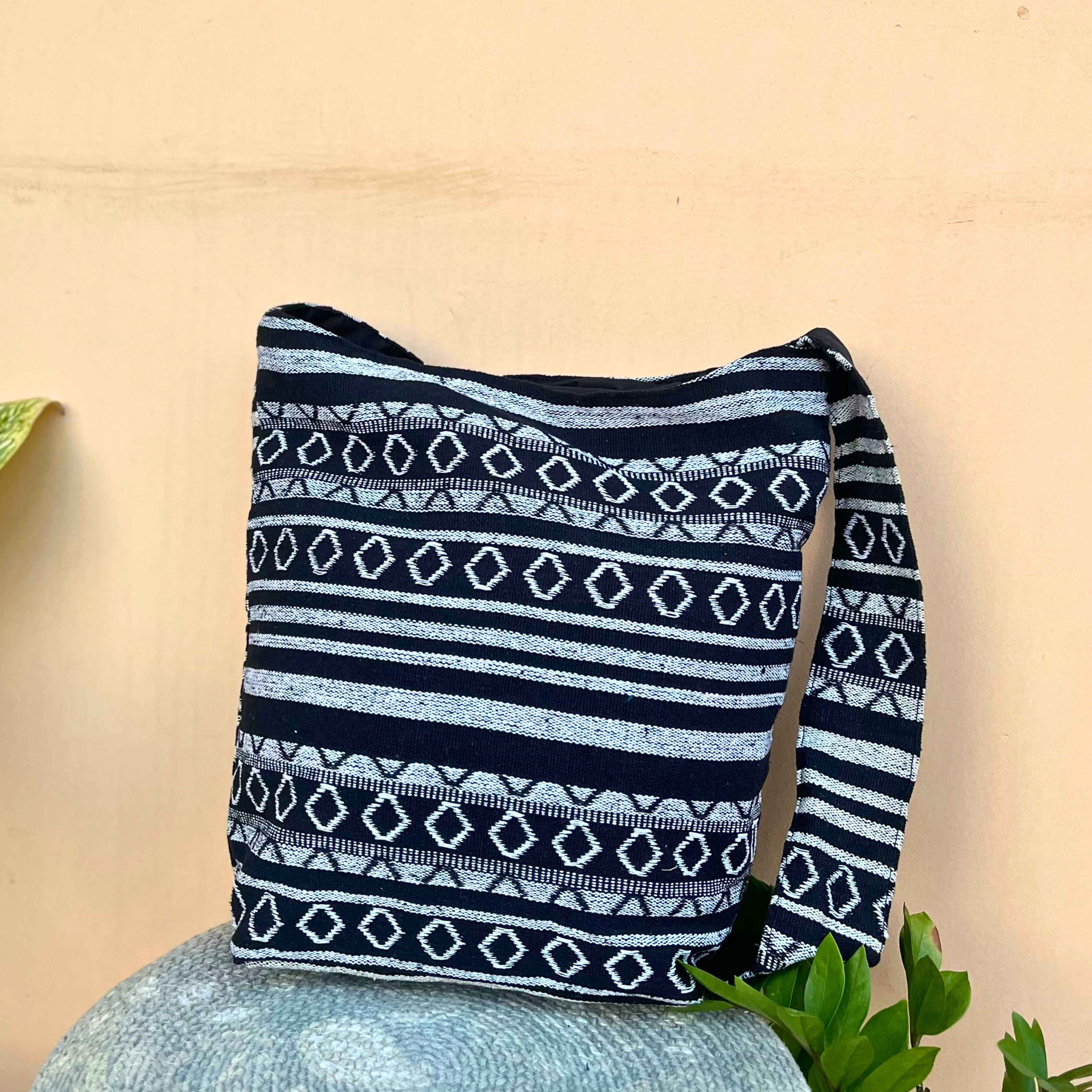 Big Hemp Jhola - Manmoji (Black)