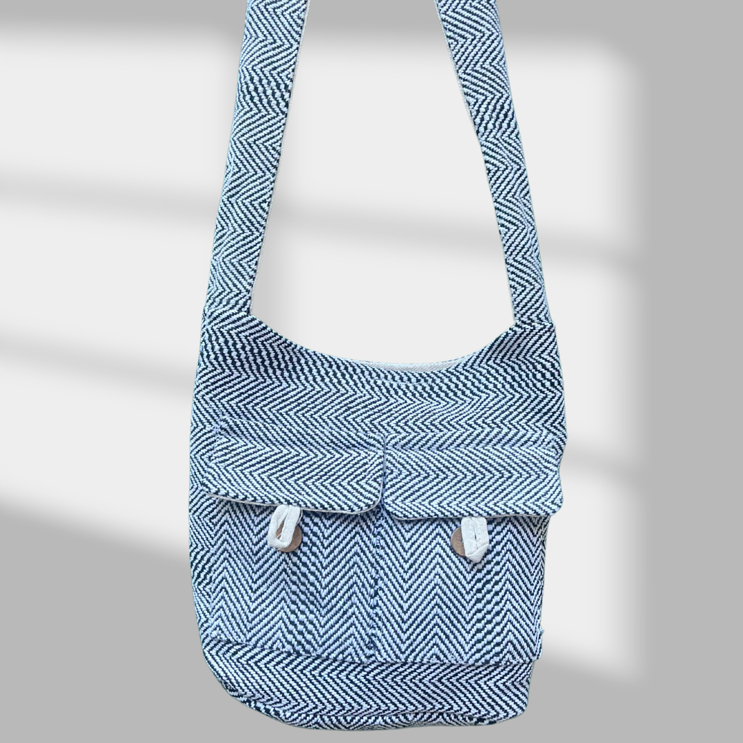 Small Hemp Jhola - Black