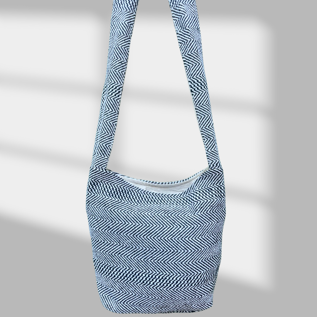 Small Hemp Jhola - Black