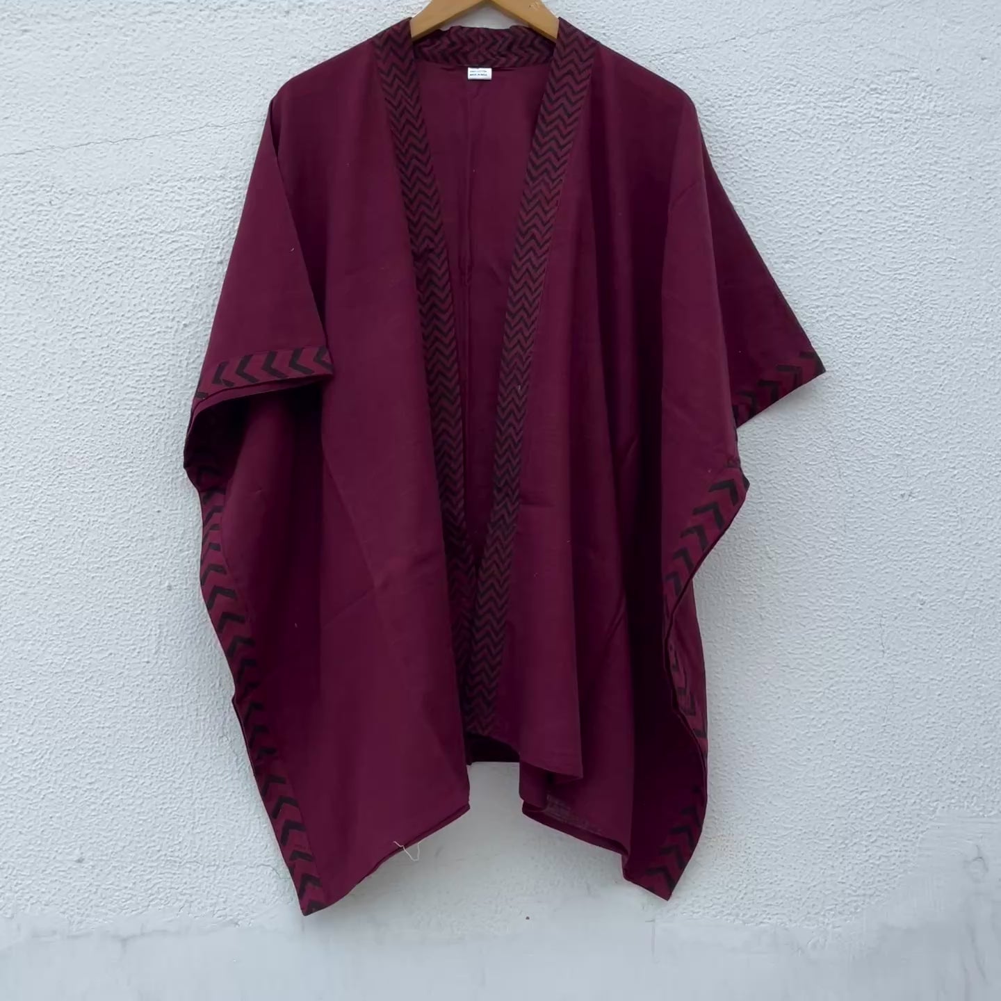 Karwaan Kaftan Cotton Shrug- Wine
