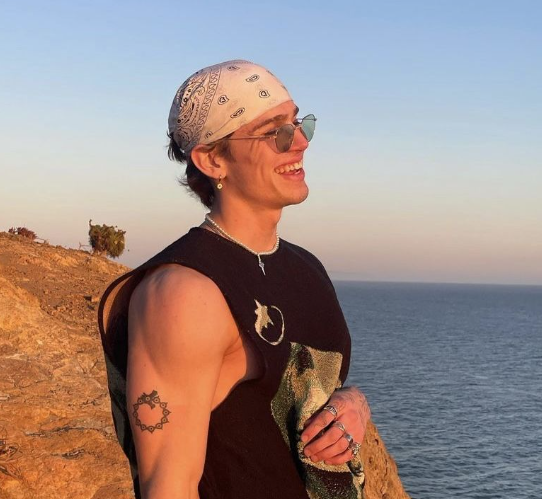 Bandana : Old White